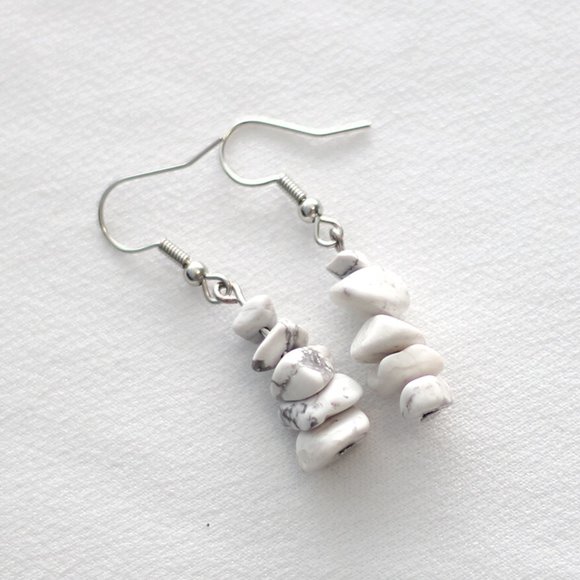 White Stone Dangle Drop Earring - Picture 1 of 4